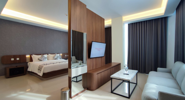 Junior Suite Room